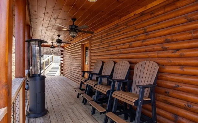 Climbing To New Heights 2 Bedroom Cabin