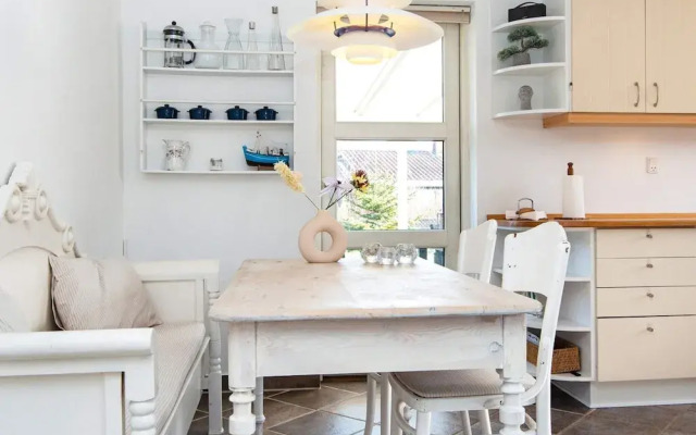8 Person Holiday Home in Grenaa