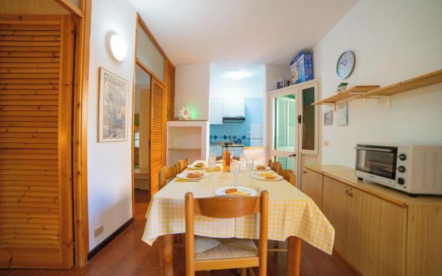 Alba Apartment With Pool and Sea