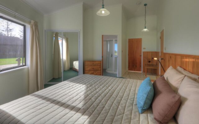 Ocean Breeze Cottages