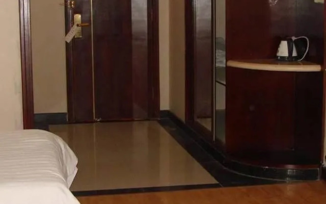 青岛西岭大酒店