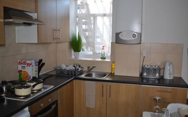 Luxury Apartment - Central Cardiff