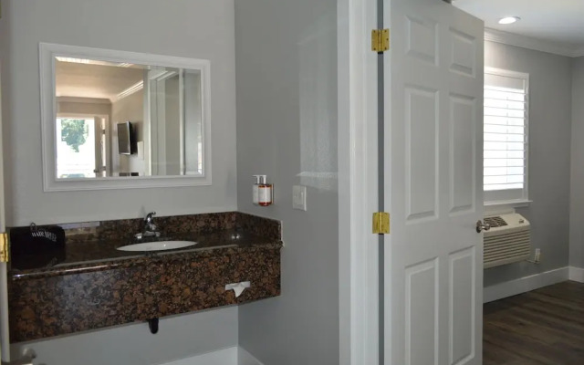 Americas Best Value Inn Healsburg