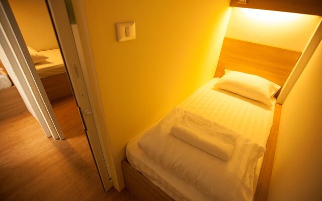 Micro Hostel