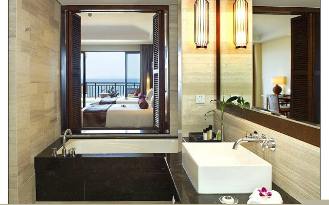 Crowne Plaza Danang by IHG