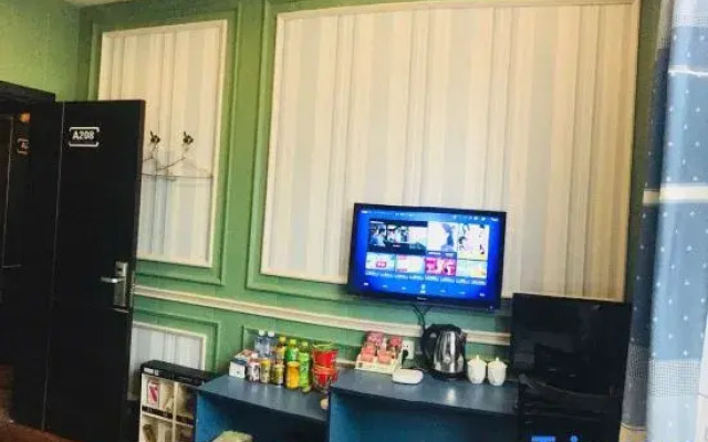 Zhiyoung Theme Hotel (Daqing Xinbaida Dongfeng Middle School)