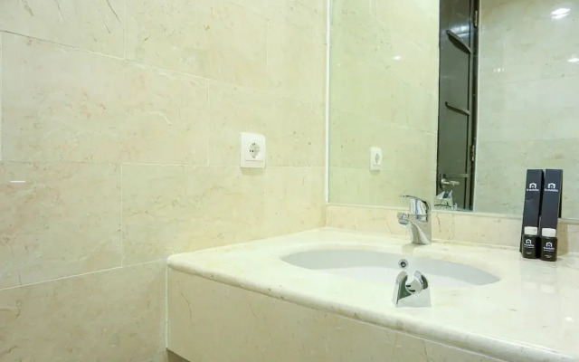 Stunning 2BR at The Empyreal Condominium Epicentrum Apartment