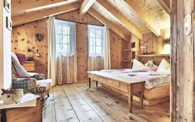 Rustic Holiday Home With Sauna