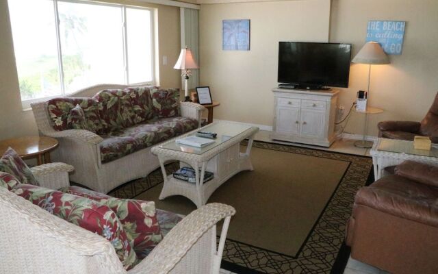 Jamaica Royale 401 - 2 Br Condo