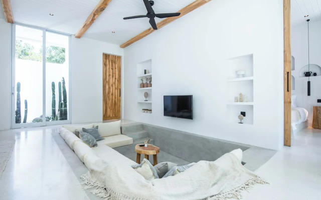ULU 3 · 2br Villa