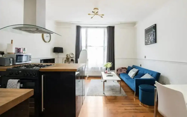 Charming London Apartment Near Hyde Park
