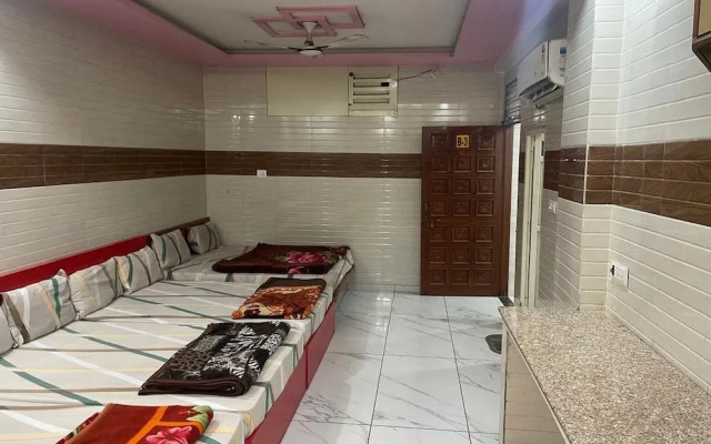 Sunrise Hotel & Restaurant