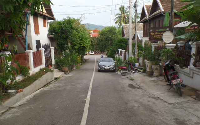 Peninsula Villas