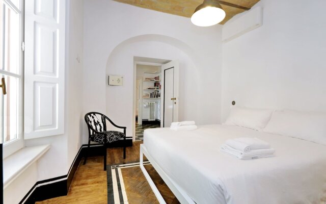 Art Deco Terrace Apartment