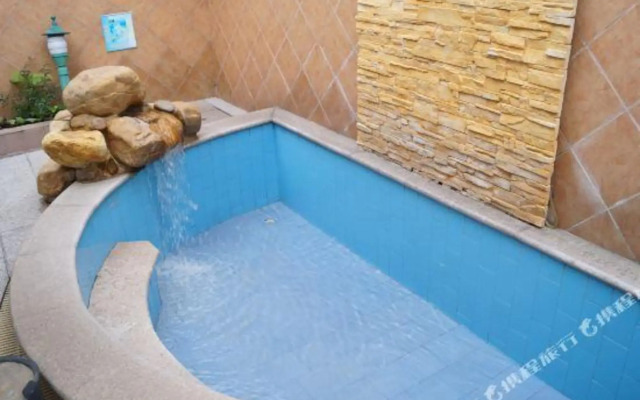 Gaotan Hot Spring Hotel