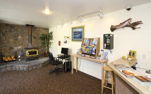 Sierra Lodge