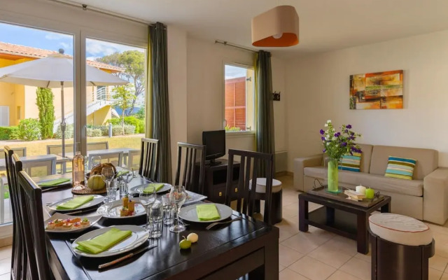 Apartment With Terrace & Pool