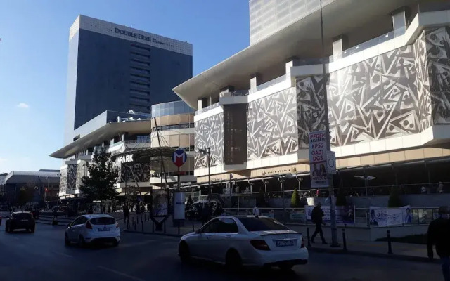 Duplex 4 1 in the City Center of Ümraniye Alemdağ Caddesi Istanbul