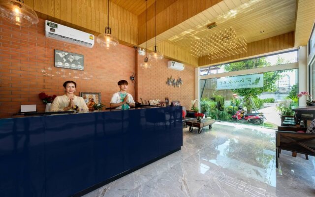 Phuket Airport Place
