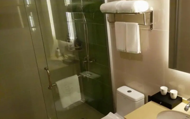 GreenTree Inn HuaiAn Area for development Shenzhen East Road Express Hotel – Bathroom – Qingjiangpu