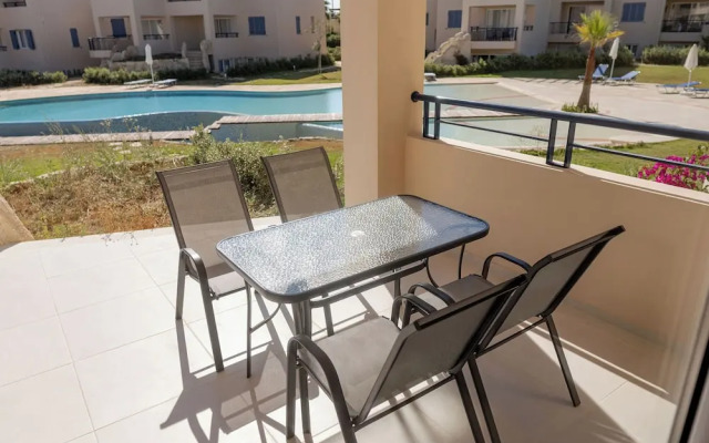 Phaedrus Living: Seaside Thalassa Cretan 103