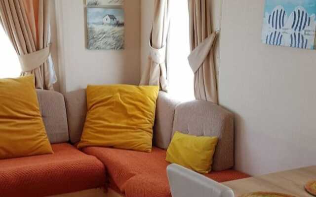 Remarkable Caravan in Abergele Towyn