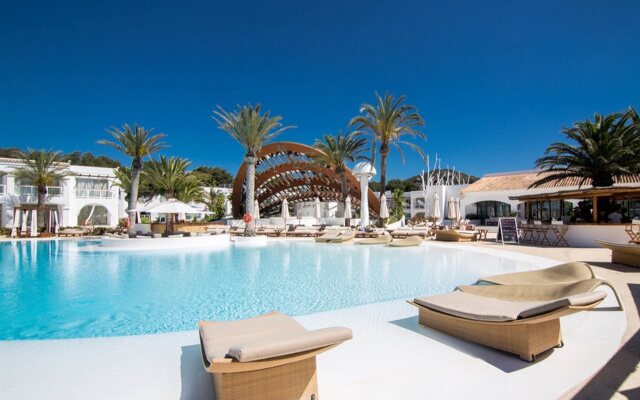 Destino Pacha Ibiza - Adults Only - Entrance to Pacha Club Included