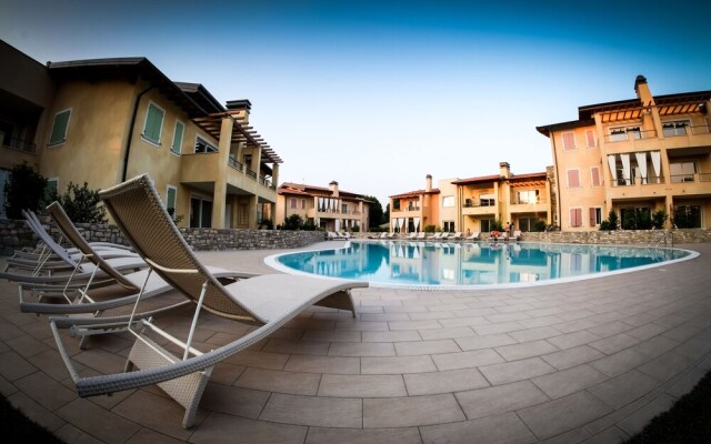 Le Corti Caterina Apts with pool