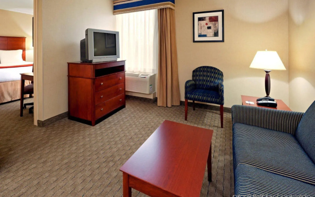 Holiday Inn Express Ramsey-Mahwah by IHG
