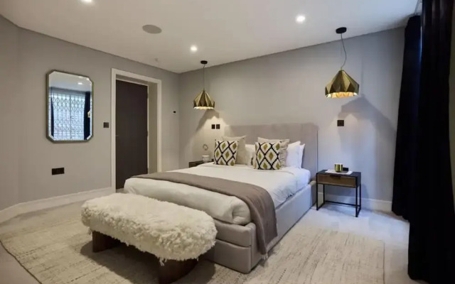 The Westbourne Park Place - Elegant 3bdr Flat