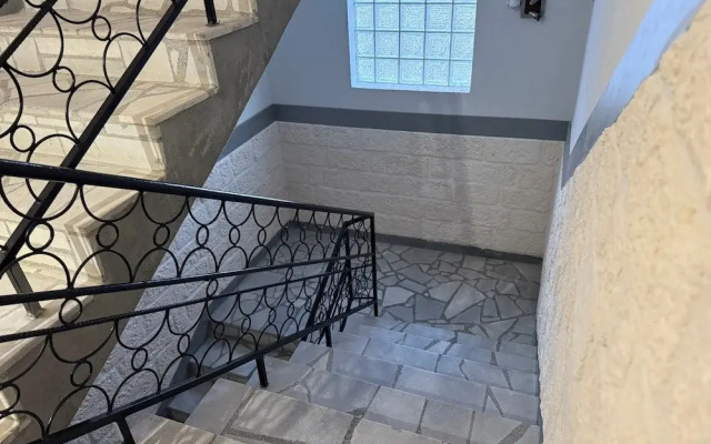 Central Studios with Sea View