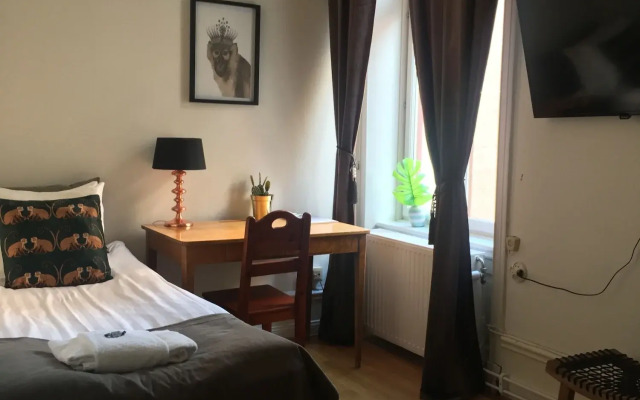 Morris Hotel