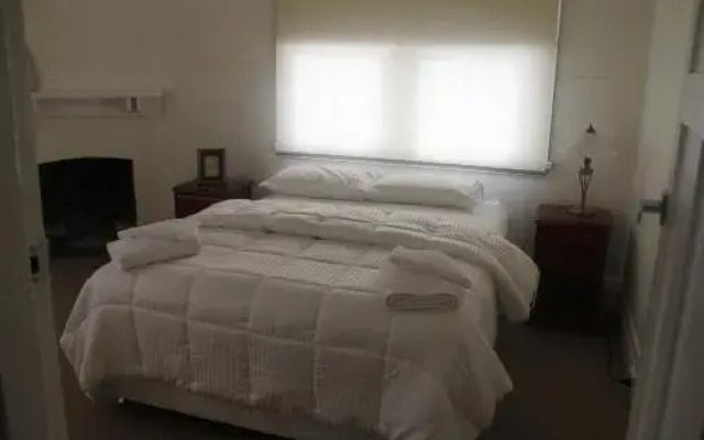 Mentor Chambers Apartments B&B