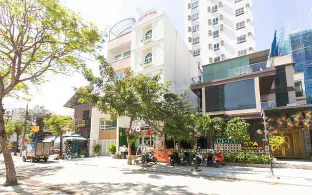 Oyo 873 Flying Hotel