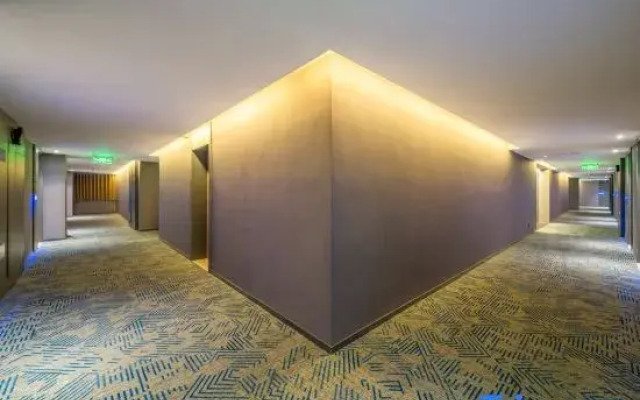 wanfenglinjiudian(tongxiangwanxianghuizhenxingzhoingludian)