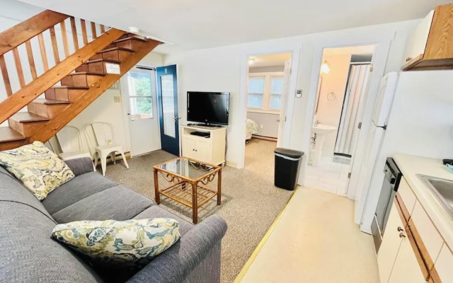 Maryland Gardens 19D