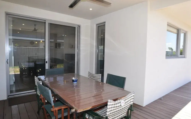 Sunnyside - Surf Side