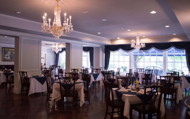Historic Boone Tavern Hotel and Restaurant