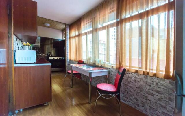 Kvartira u bul'vara 1