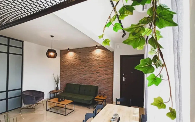 Sunlight - Volos City Center [Spacious Modern Apartments]