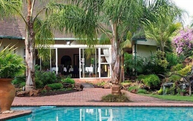 Woodlands Guest Lodge