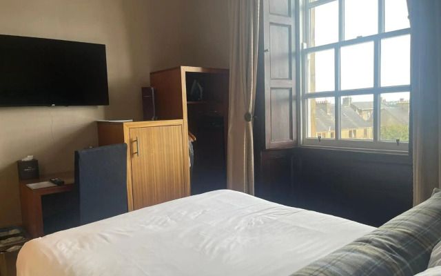 The Mansefield Hotel