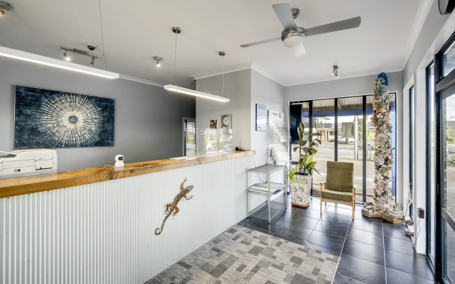 The Rocks Motel – Lobby – Napier