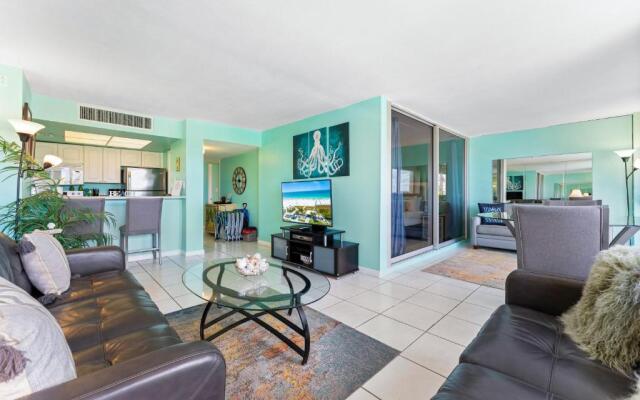 Palm Bay Club by Beachside Management