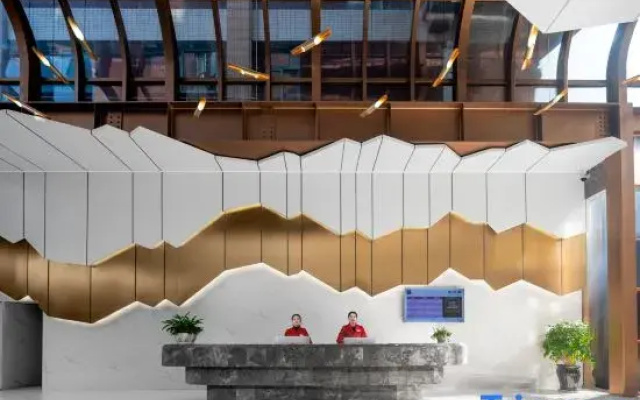 Vica V Hotel (Shehong Culture  Art Center Branch)