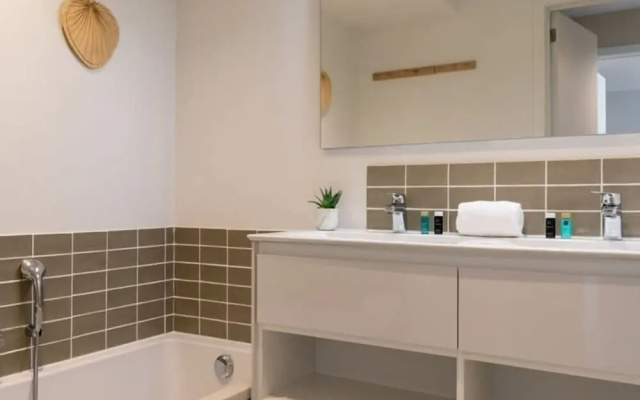 City at Sea - Modern 1 Bedroom Apartement