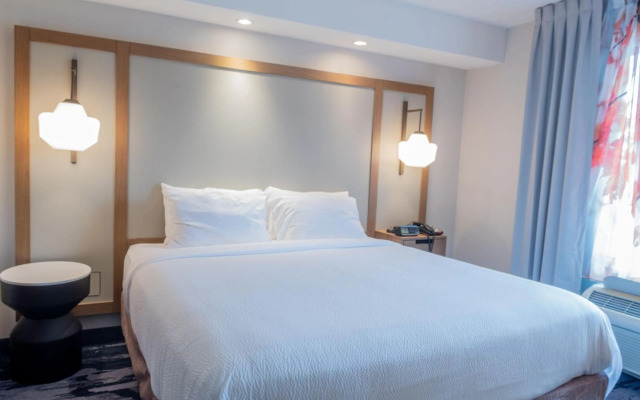 Fairfield Inn and Suites by Marriott Denton