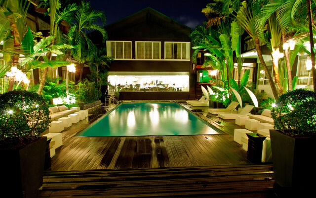 The Sulo Riviera Hotel