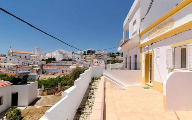 ★Traditional House★Heart of Oldtown★ Amazing views