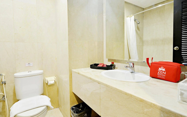ZEN Rooms Bandengan Selatan